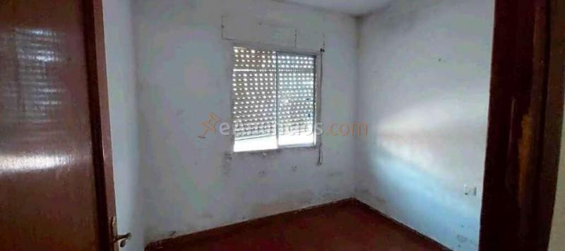 CASA DE PUEBLO EN PLANTA BAJA PARA REFORMAR