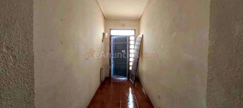 CASA DE PUEBLO EN PLANTA BAJA PARA REFORMAR