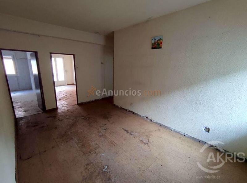 Piso de 3 dormitorios en Toledo. Zona Santa Bárbara. Junto a Paseo de la Rosa