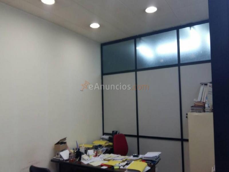 LOCAL COMERCIAL EN VENTA DIÁFANO CON TIENDA, ALMACÉN Y OFICINA EN ZONA OMS I DE PRAT