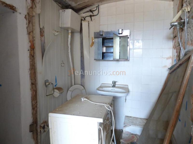 PISO PARA REFORMAR EN ZONA TRANQUILA DE SURIA A UN PASO DEL CENTRO EN VENTA