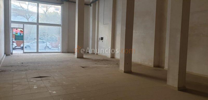 LOCAL COMERCIAL EN ALQUILER DE 164 M2 ZONA AMETLLERS DE MANRESA