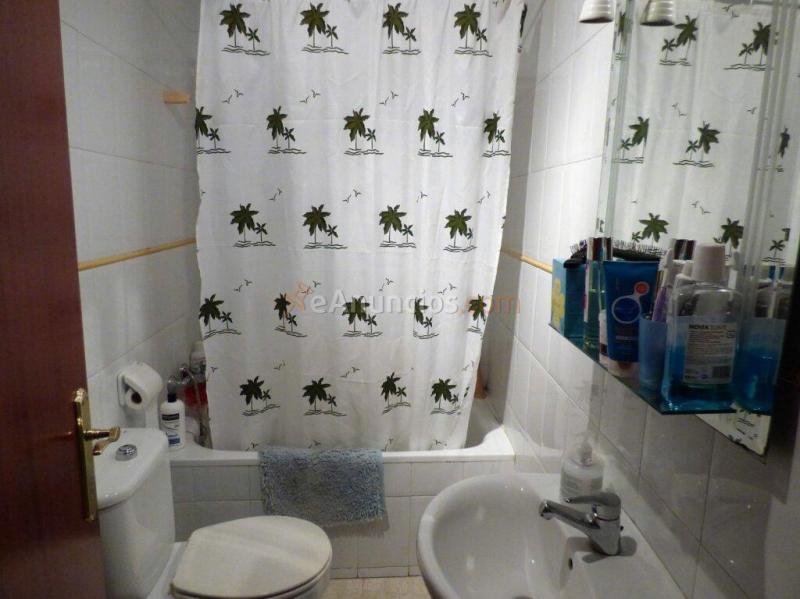 PISO REFORMADO EN VENTA DE UNA HABITACION EN LA ZONA VIA SANT IGNASI DE MANRESA.