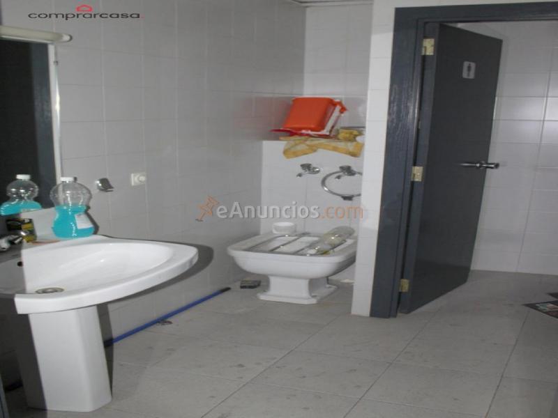 LOCAL COMERCIAL DE 250M2 EN EL CENTRO DE LLEIDA