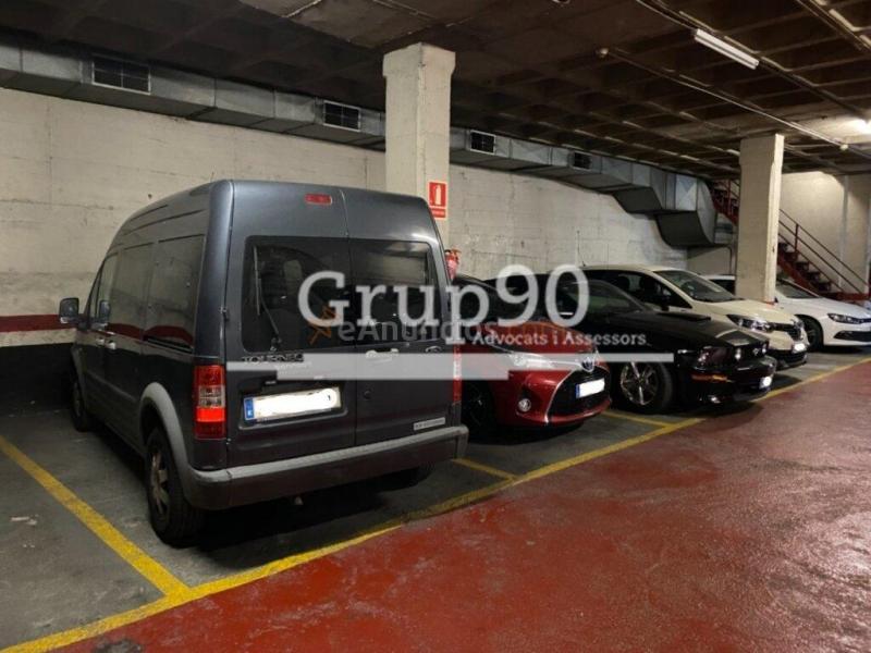 Pack de 80 plazas de Parking en el centro de l'Hospitalet