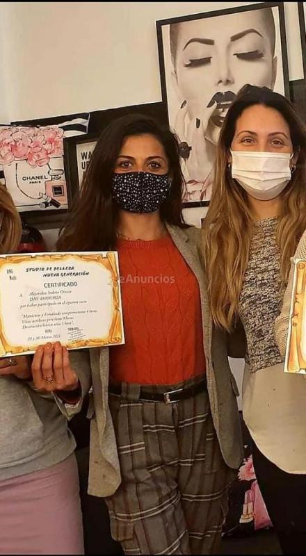 Estética, uñas acrílicasgelsemipermanente