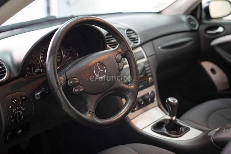 Mercedes CLK 200 K ELEGANCE 2p. 