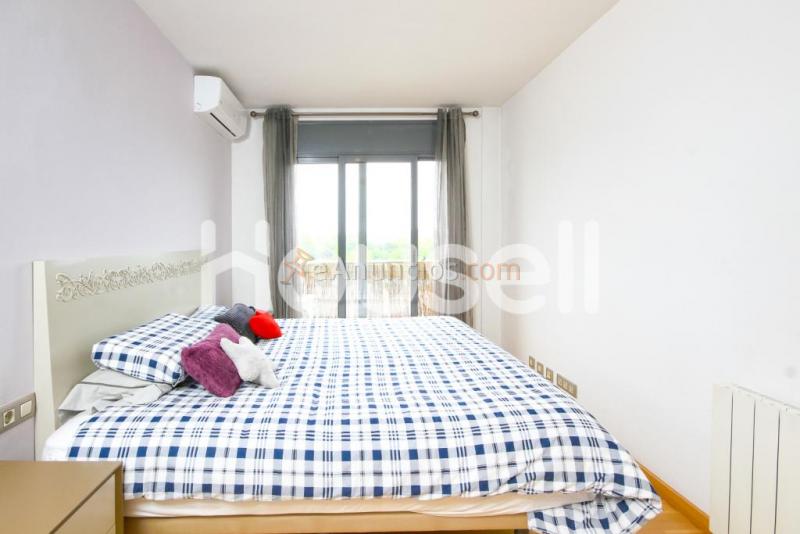 Dúplex en venta de 112 m Avenida Santiga, 08130 Santa Perptua de Mogoda (Barcelona)