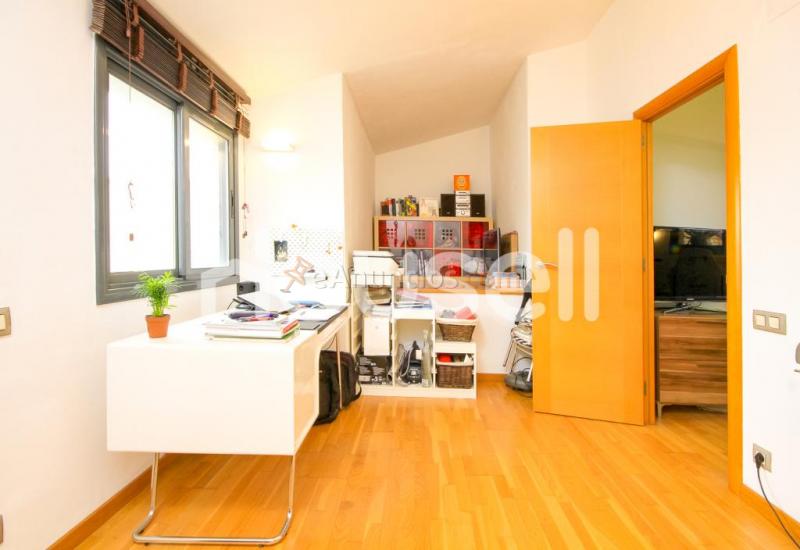 Dúplex en venta de 112 m Avenida Santiga, 08130 Santa Perptua de Mogoda (Barcelona)