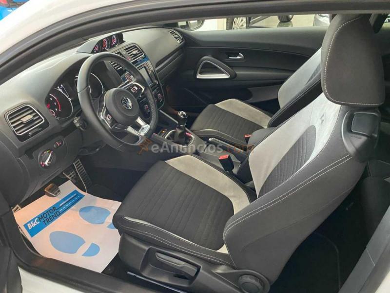 Volkswagen Scirocco 2.0 TSI R-LINE  180CV 