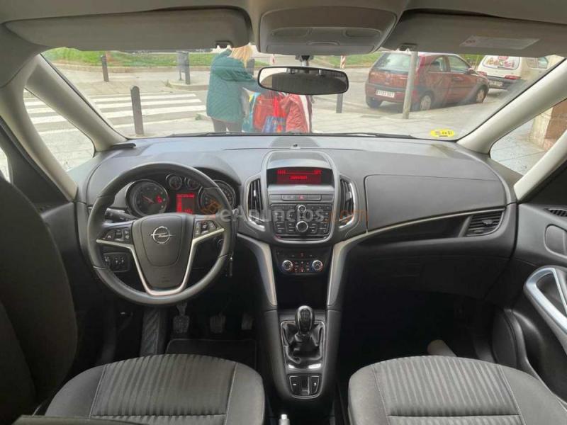 Opel Zafira Tourer    2.0 TD 