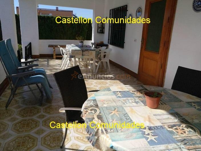 Villa  Urbana con Piscina  Mar-Playa