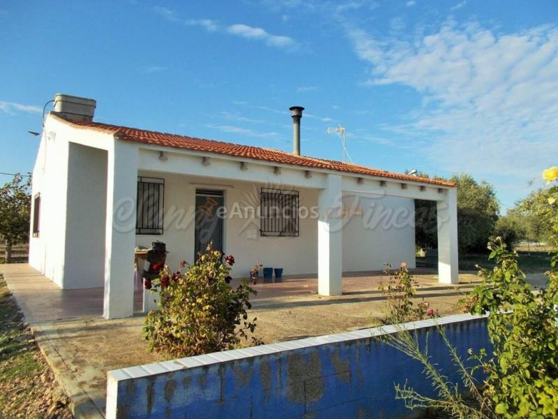 Casa de campo-Masía en Venta en Yecla Murcia