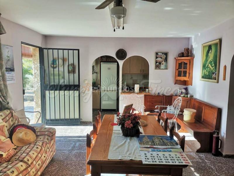 Casa de campo-Masía en Venta en Yecla Murcia