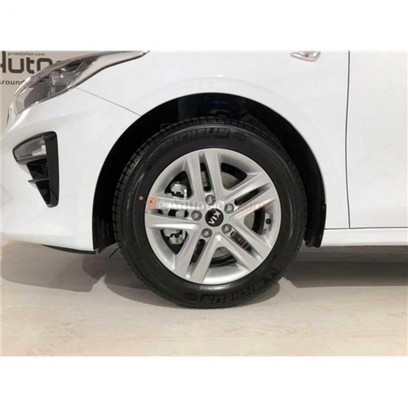 Kia Ceed 1.0 TGDI Drive 100cv