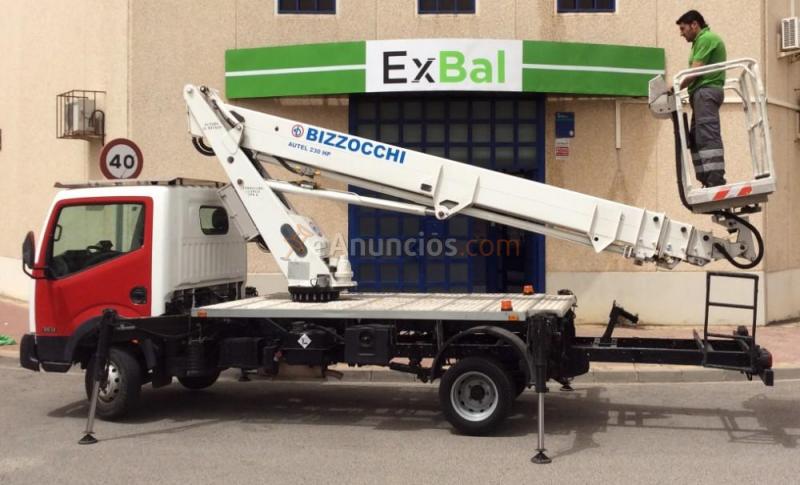Plataforma elevadora bizzocchi nissan