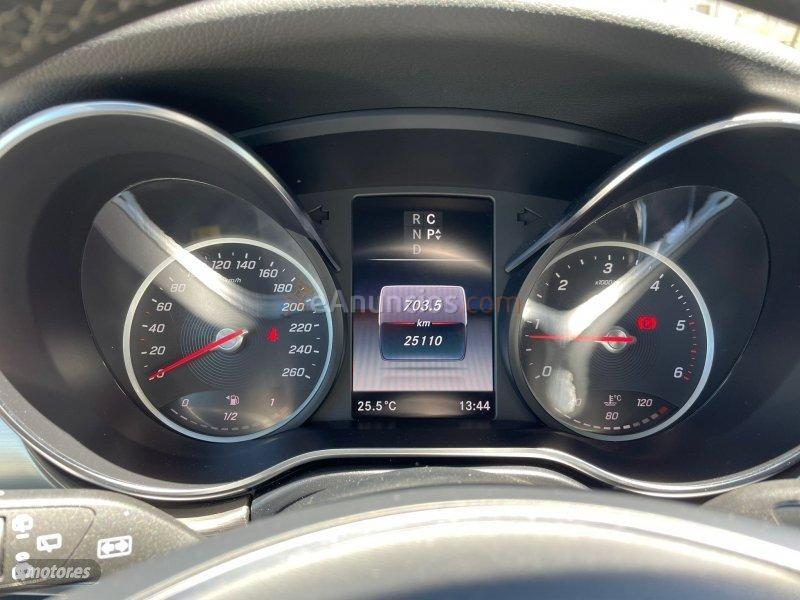 Mercedes Clase V 220 d Exclusive Largo de 2020 con 25.110 Km por 69.900 EUR. en Granada