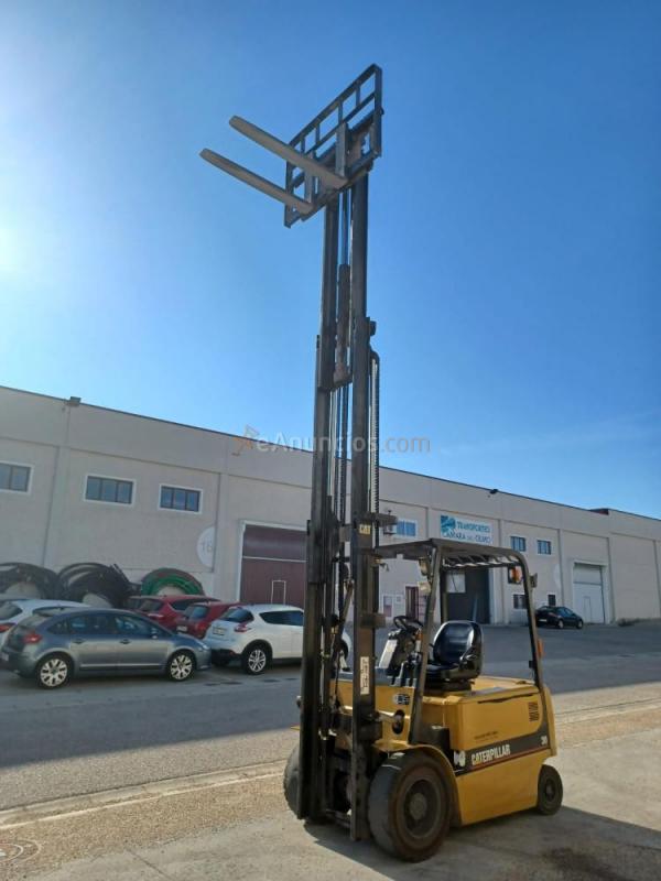 -Carretilla Caterpillar EP30K