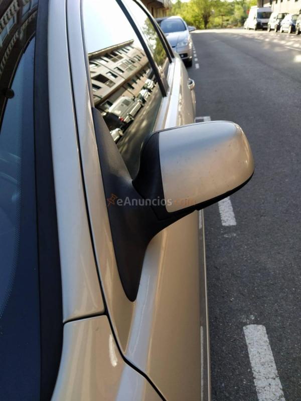 VENDO Ford Mondeo 2.0 TDCi Futura (5p) 115 cv