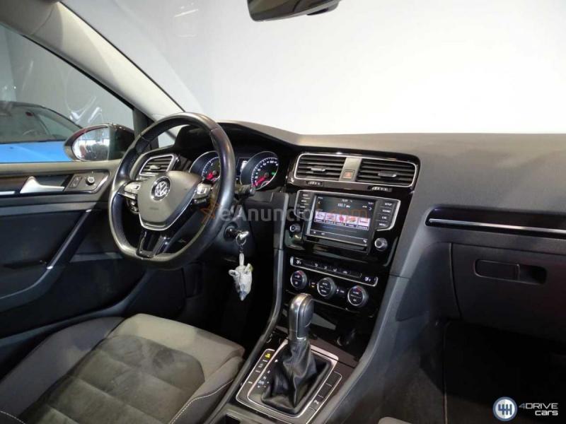 Volkswagen Golf R-LINE 2.0TDI 150CV DSG 