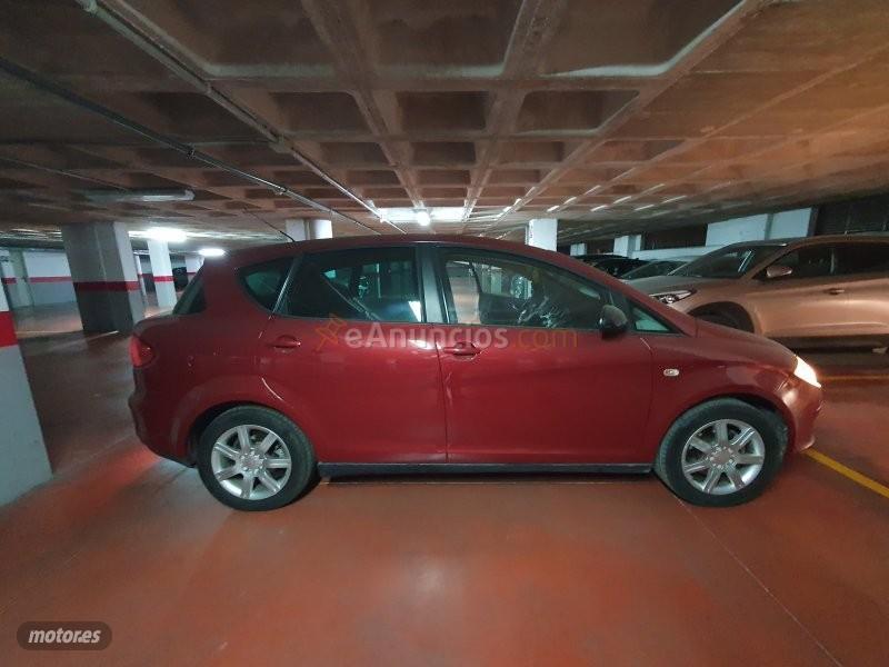 Seat Toledo 2006 de 2006 con 295.000 Km por 3.900 EUR. en Murcia