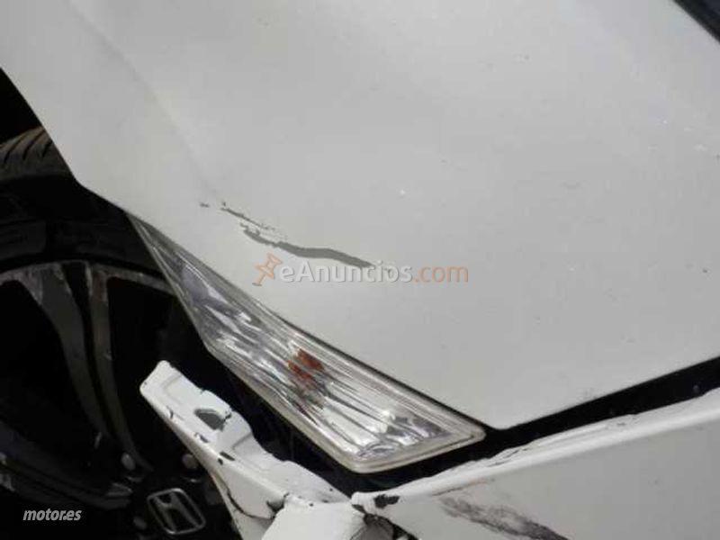 Honda Civic 1.0 i-VTEC 129ch Exclusive CVT 5p de 2018 con 48.000 Km por 25.000 EUR. en Alicante