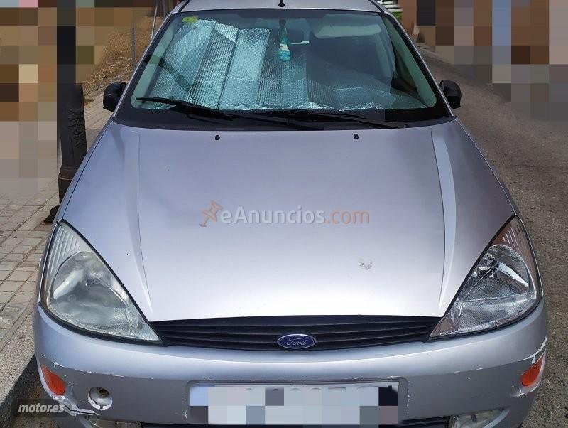 Ford Focus 1.8 TDI ambiente de 1999 con 300.689 Km por 1.000 EUR. en Granada