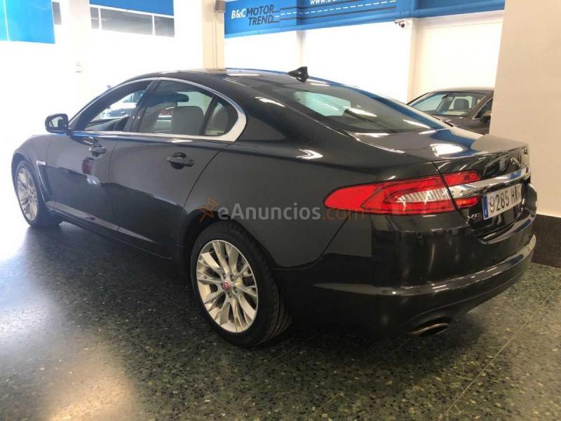 Jaguar XF 2.0T LUXURY 240cv 