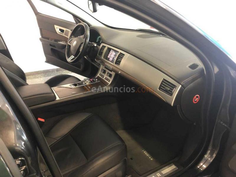 Jaguar XF 2.0T LUXURY 240cv 