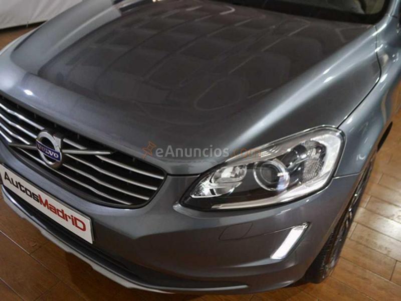 Volvo XC-60 2.0 D3 Momentum Auto