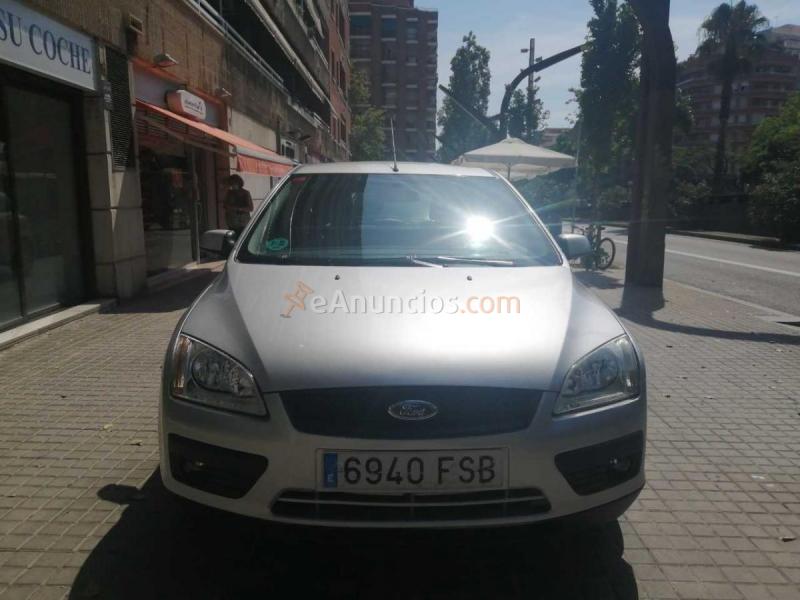 Ford Focus  1.6 TREND 