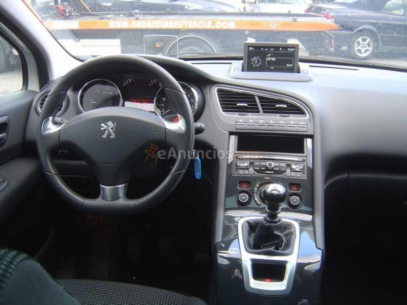 Peugeot 5008 1.6 B HDI  ALLURE 