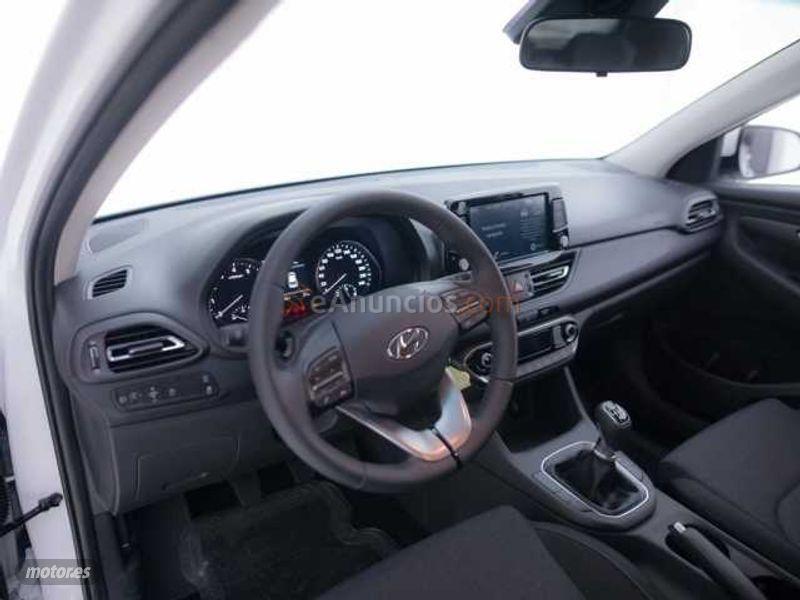Hyundai i30 5P TGDI 1.0 120CV KLASS de 2021 con 10 Km por 20.500 EUR. en Huesca