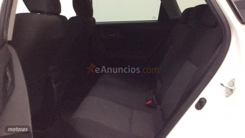 Toyota Auris TOURING SPORTS HYBRID ACTIVE de 2010 con 153.353 Km por 12.500 EUR. en Madrid