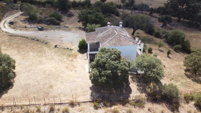 Casa de campo-Masía en Venta en Algatocin Málaga