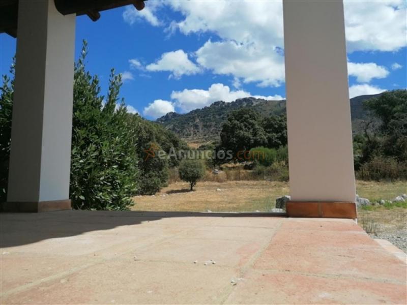 Casa de campo-Masía en Venta en Algatocin Málaga