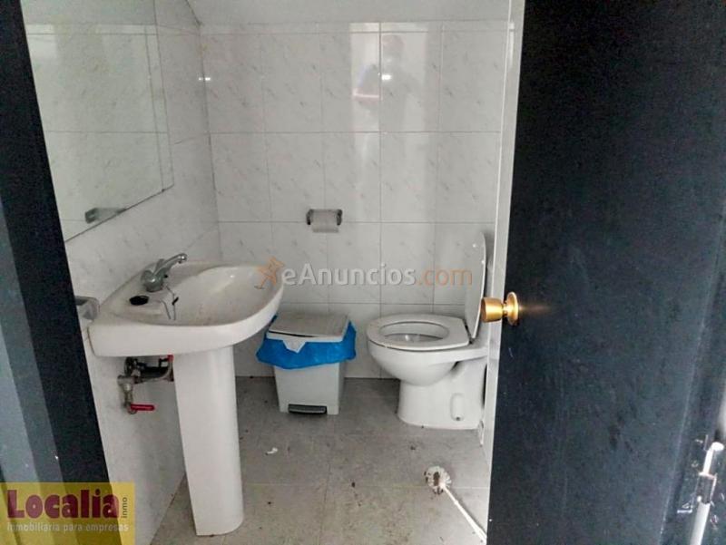 Amplio local comercial en Torrelavega