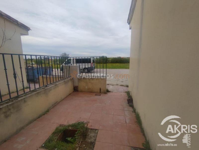 PROMOCIÓN CHALET EN CONSTRUCCIÓN CON 3 DORMITORIOS EN LA TORRE ESTEBAN HAMBRAN