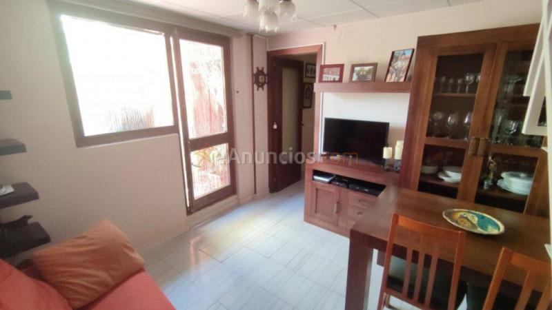 EDIFICIO Y CASA UNIFAMILAR EN VENTA EN ZONA VALLDAURA DE MANRESA.