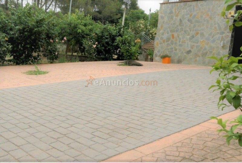 Casa-Chalet en Venta en Vallirana Barcelona