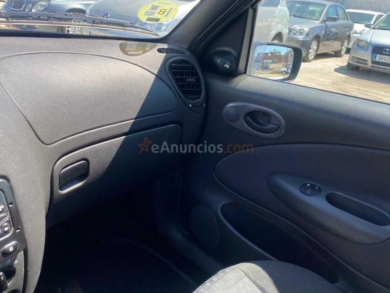Ford Fiesta 1.3 I 60 CV 1 AÑO DE GARANTIA