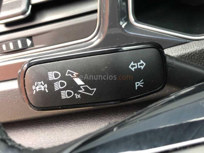 Volkswagen T-Roc  2.0 TDi SCR 4Motion sport navi 