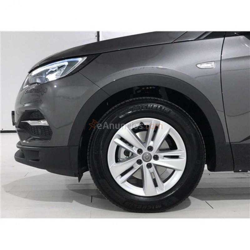Opel Grandland X Selective 1.2G 130CV