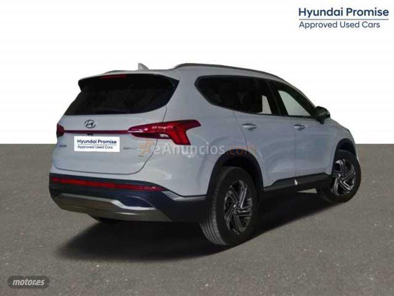 Hyundai Santa Fe Santa Fe 2.2CRDi Tecno 7pl 2WD 8DCT de 2021 con 16.700 Km por 44.690 EUR. en Jaen