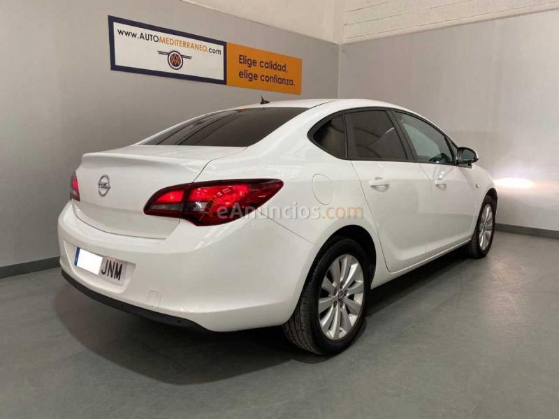 Opel Astra 1.6 136cv Diesel 