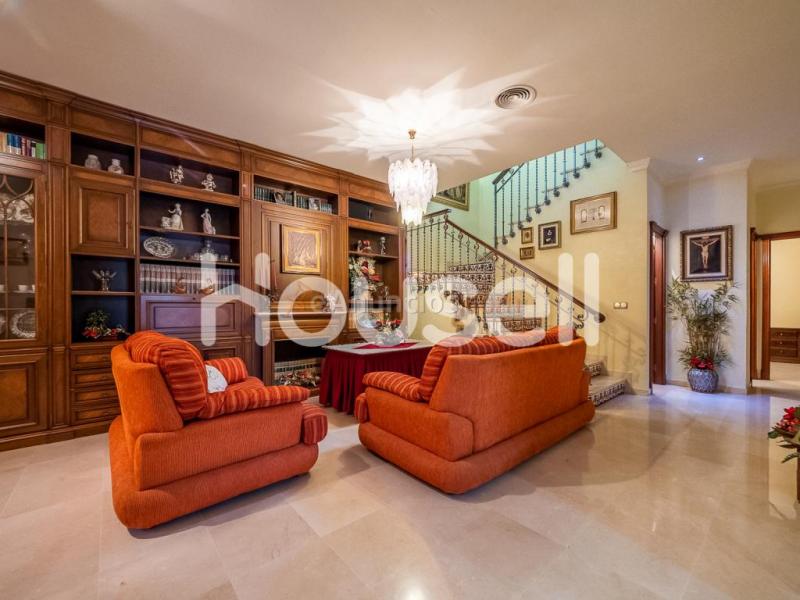 Casa en venta de 430m en Calle Málaga, 41200 Alcalá del Río (Sevilla)