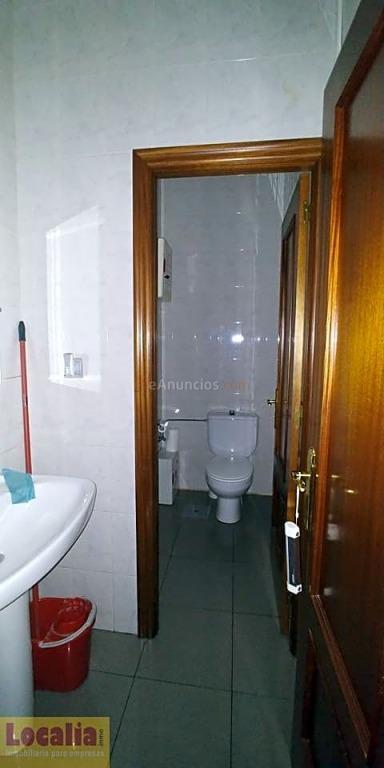 Amplio local para tus oficinas en el centro de Torrelavega