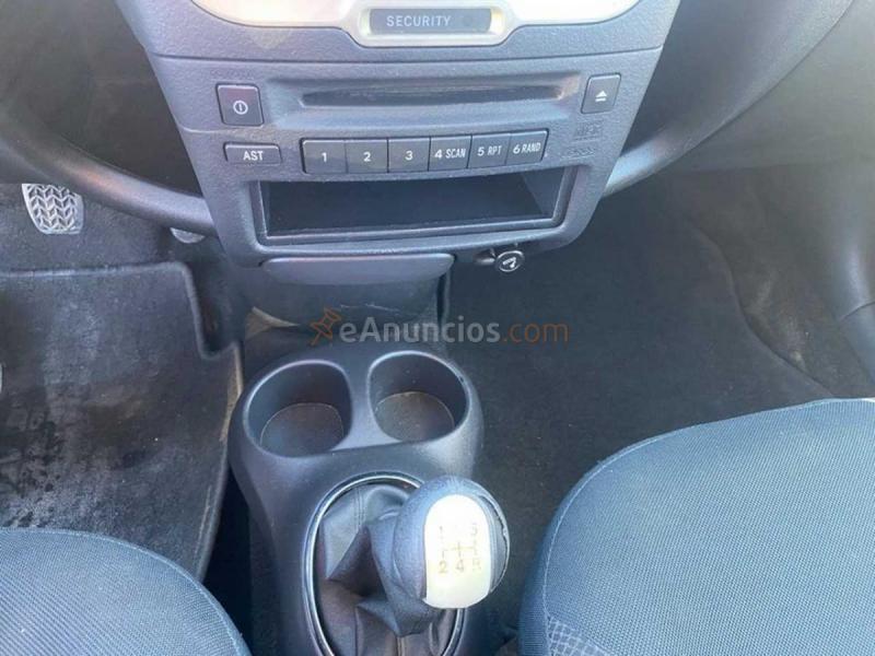 Toyota Yaris 1.3  VVTI  87 CV  MOTOR POR CADENA