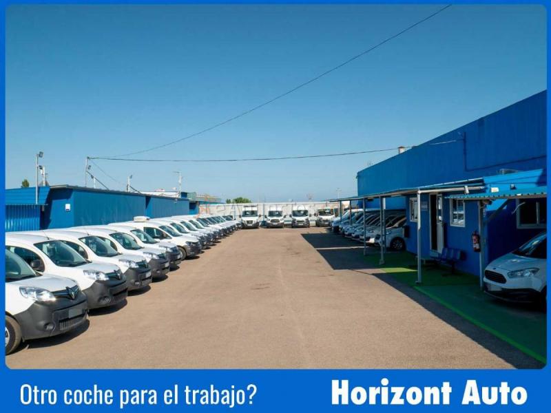 Fiat Ducato Maxi 2.0HDi 130cv Camión caja cerrada 