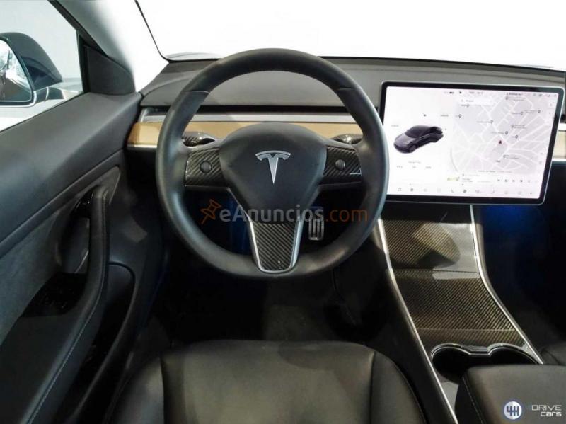 Tesla Model 3 Long Range Performance 